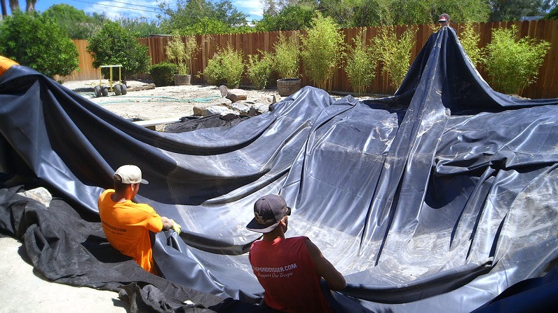 kolam koi pake pond liner