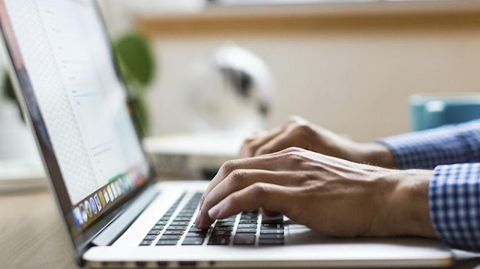 Τηλεργασία: Σε ισχύ από σήμερα το μέτρο - Πώς θα εφαρμοστεί και τι ισχύει για μισθούς και συμβάσεις