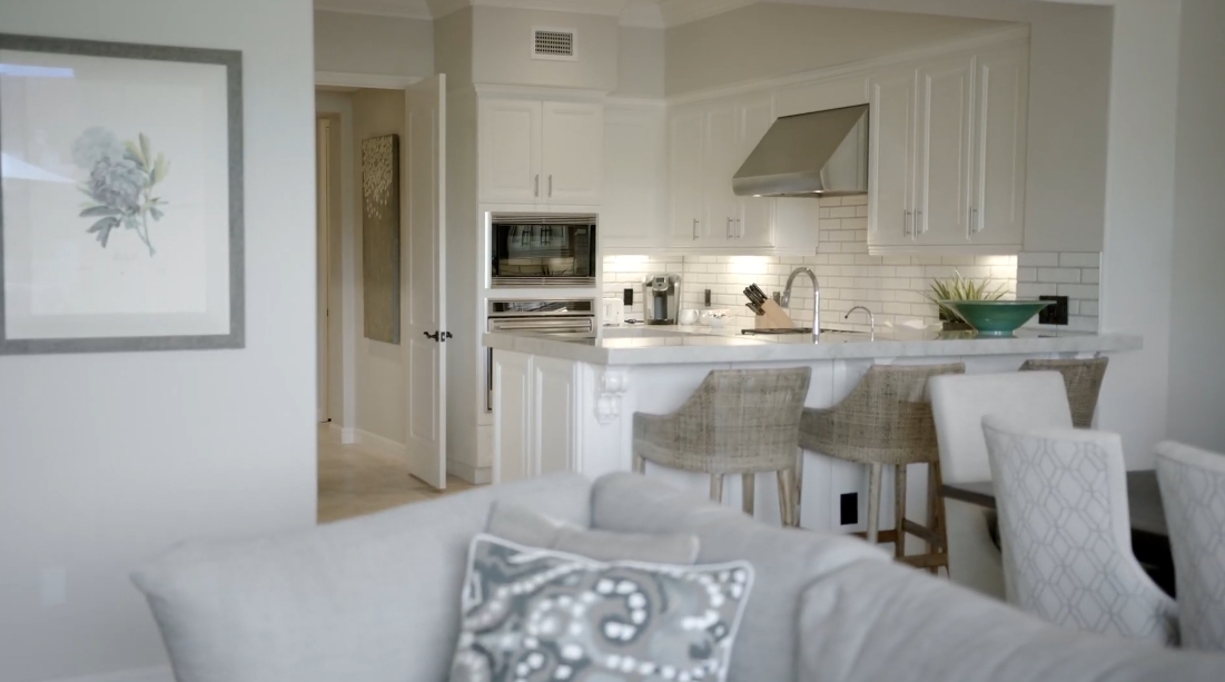 28 Interior Design Photos vs. 32 Monarch Beach Resort N, Dana Point, CA