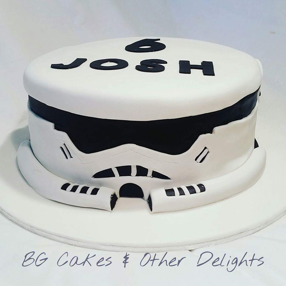 Cakes and Other Delights: Star Wars Theme Cake!