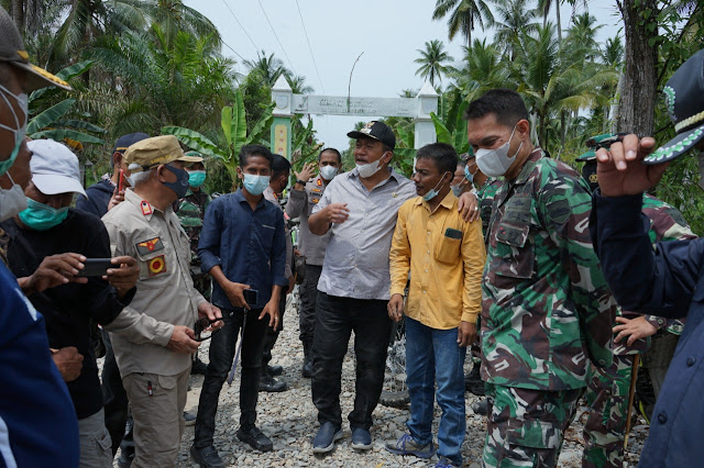 Tinjau Jalan Karya Bakti TNI AD di Kecamatan Sei Kepayang, Ini Yang Disampaikan Bupati Asahan