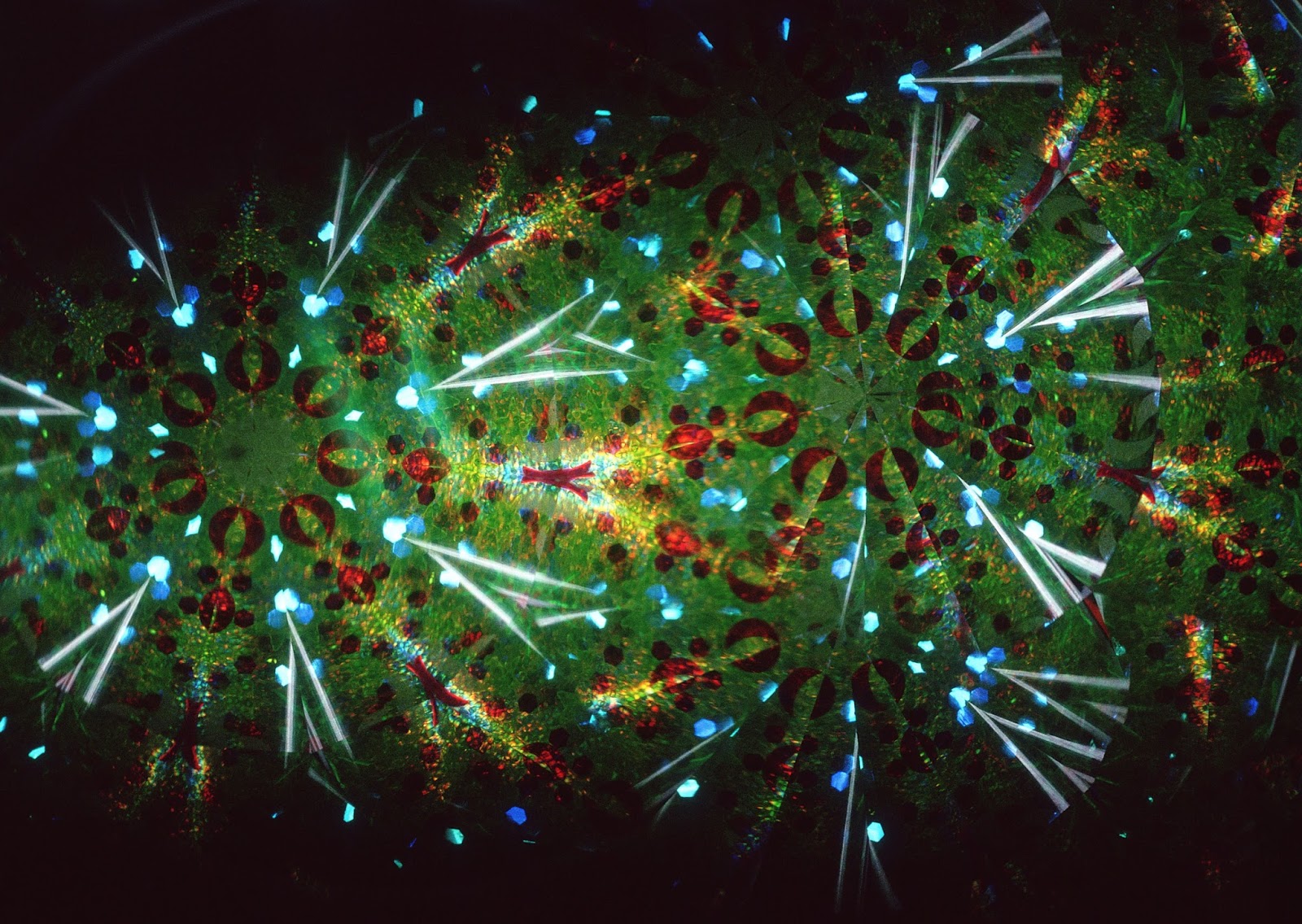 Free HD Images (FIFCU Purchased) Kaleidoscope HD Images