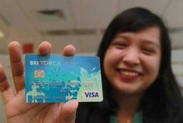 biaya keterlambatan pembayaran tagihan kartu kredit BRI