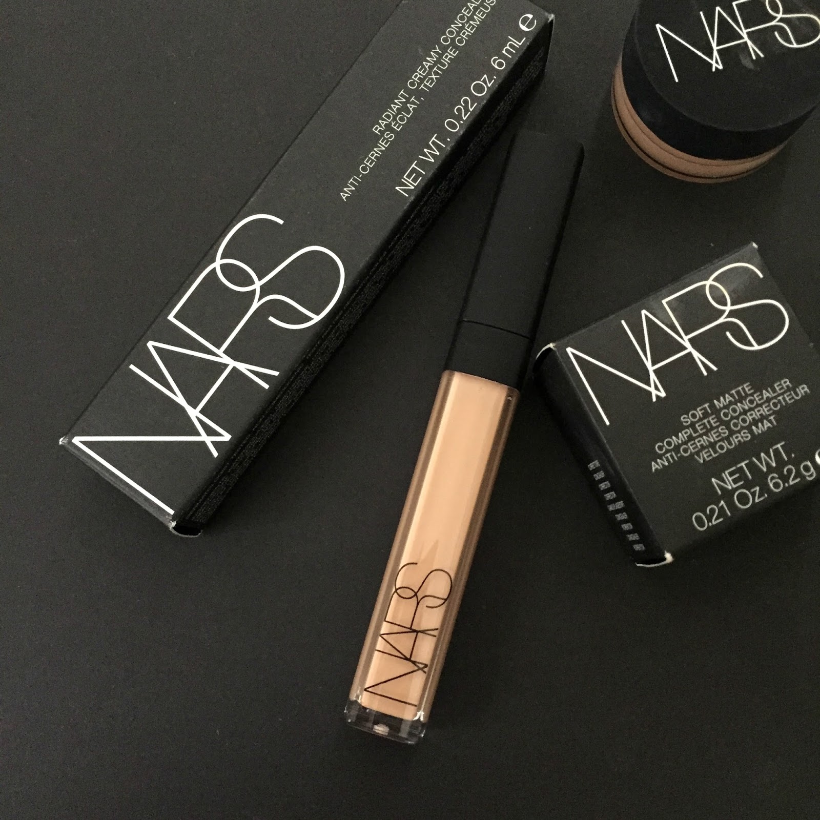 NARS Natural Radiant Longwear Foundation in Stromboli & Vanuatu