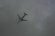 Hilang Kontak! Pesawat Sriwijaya Air SJ182 Diduga Terjatuh Akibat Cuaca Buruk