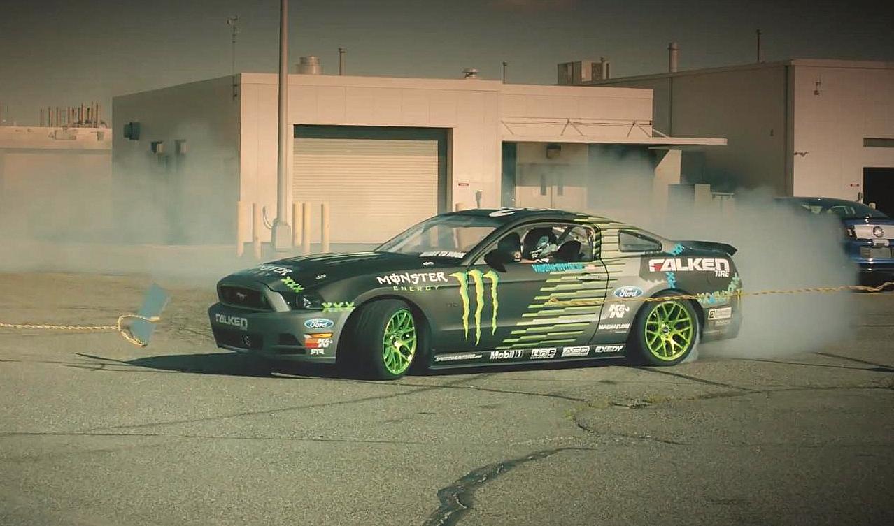 Gittin Jr Mustang 2012