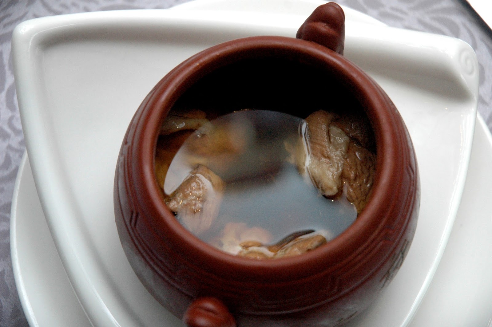 Canton cuisine: vibrant, exquisite flavors, tantalizing, must-try foods