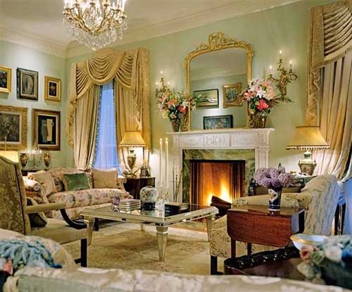  Georgian style homes and interior classic living room furniture, drapes curtain