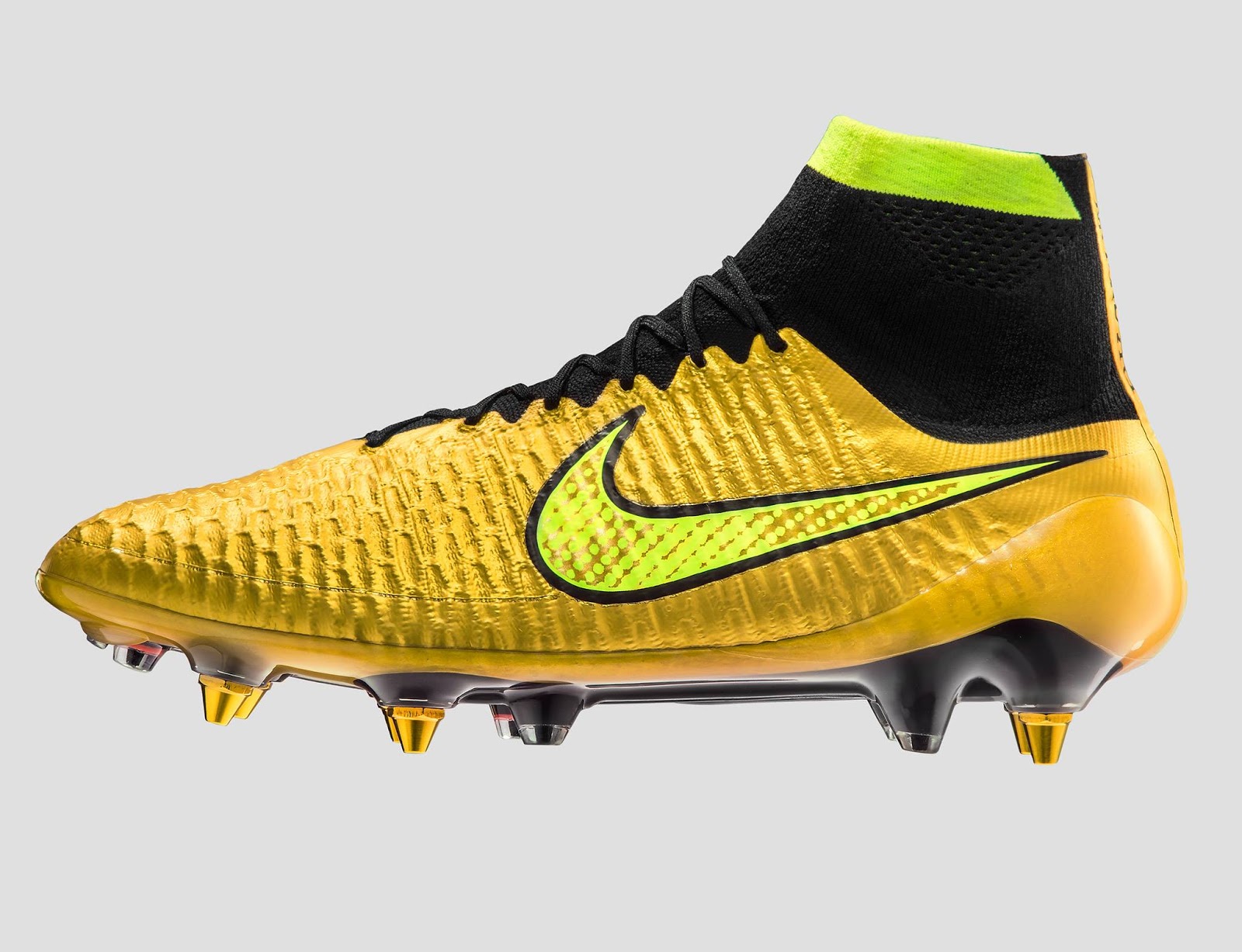 Nike Shoes With Gold Swoosh Nike Shoes With Gold Swoosh