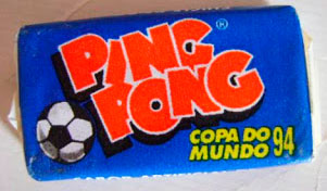 80sback - Quem lembra dos chicletes Ping Pong da década de 80? Em relação  ao gosto e a textura, eu gostava mais do Ploc, mas as figurinhas do Ping  Pong eram as