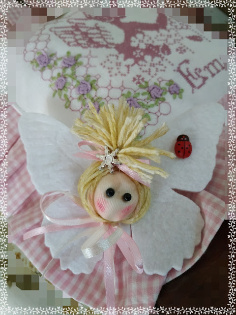 Sette Gatti Ed Una Nota Ed Anche La Piccola Emma Sta Per Arrivare