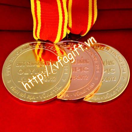 Sản xuất huy chương ăn mòn đổ mầu,cung cấp phôi huy chương thể thao,đặt làm huy chương đồng