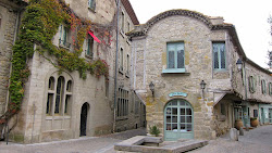 À l'intérieur des remparts de Carcassonne