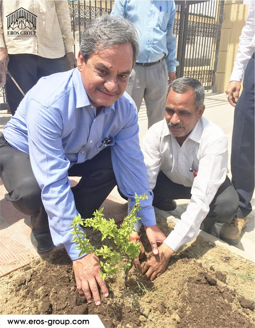 AVNEESH SOOD OF EROS GROUP CONDUCTS PLANTATION DRIVE AVNEESH SOOD OF EROS GROUP CONDUCTS PLANTATION DRIVE