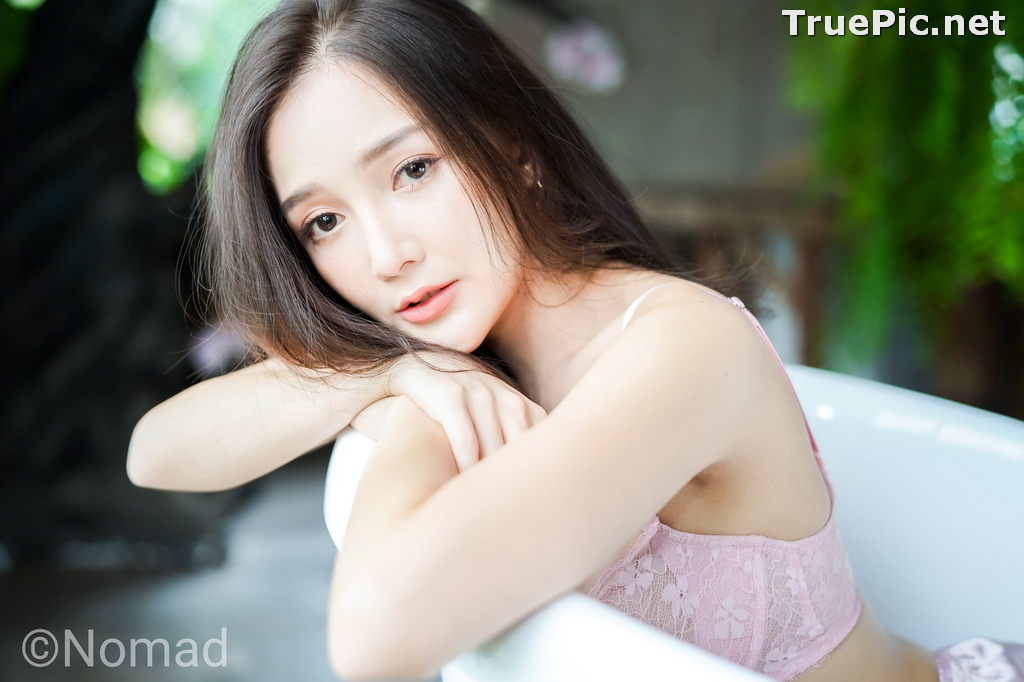 Momokini On The Bed Thailand Model Rossarin Klinhom Ảnh đẹp