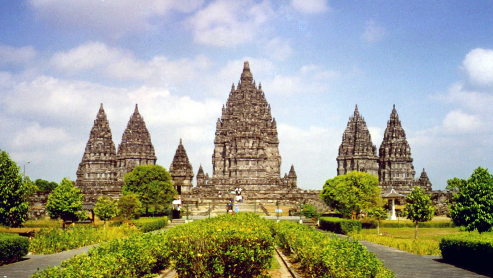 Rangkuman Singkat Kerajaan Hindu-Buddha di Indonesia