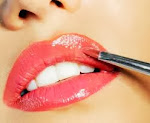 Por qué usar PINCEL para pintar los labios?