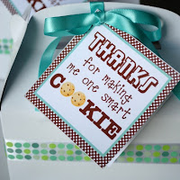  http://sweetmetelmoments.blogspot.com/2012/05/free-printable-teacher-appreciation-one.html