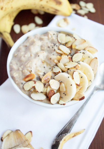 pre workout snack & meal, oats, porridge with peanut butter, banana, nuts & seeds, carbs, energy, fuel, eat clean, recipe