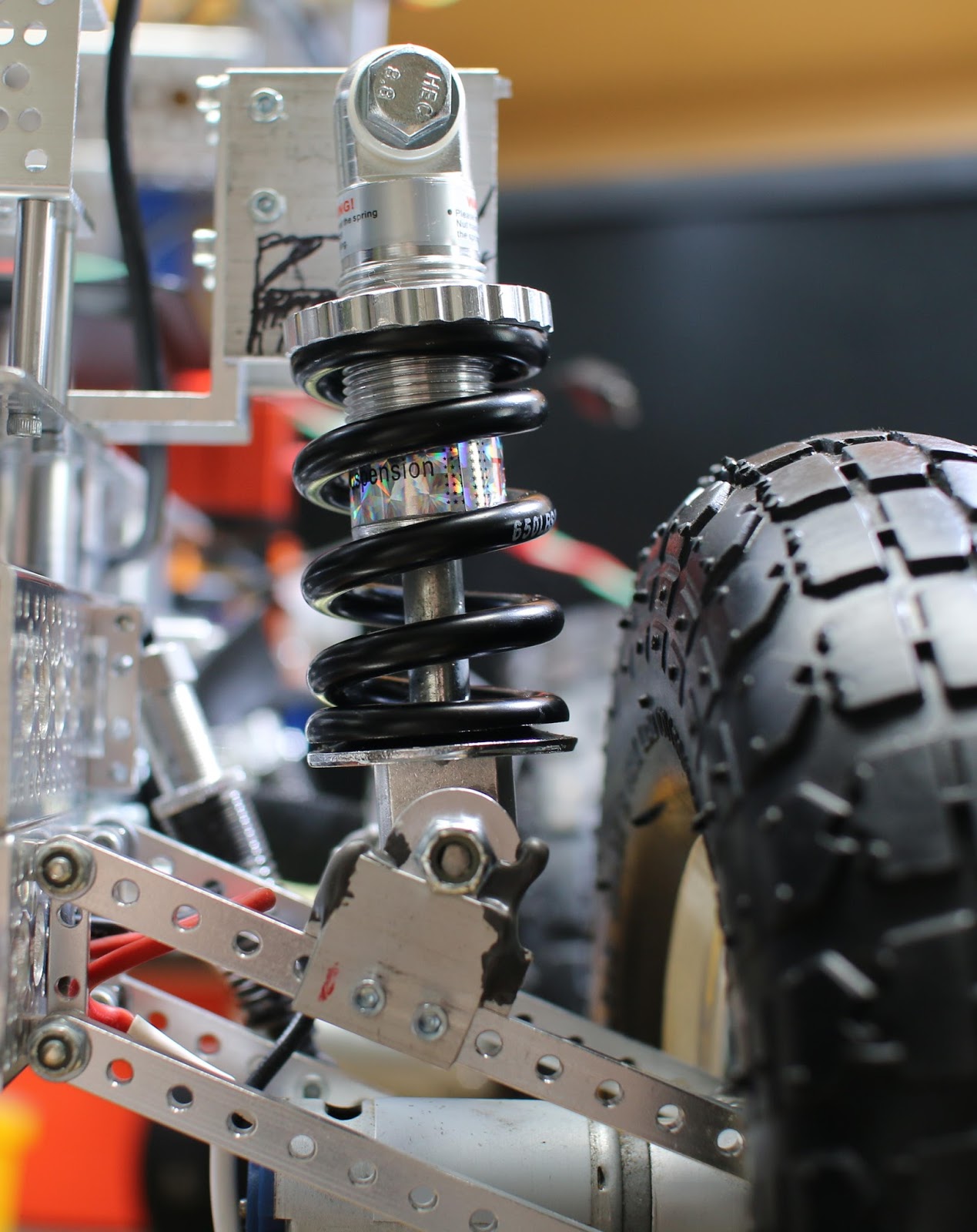 Dr. MonkeyIQ Houndbot suspension test fit