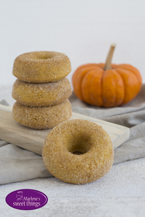 Marlene&amp;#39;s sweet things: Kürbis Donuts mit Zimt-Zucker