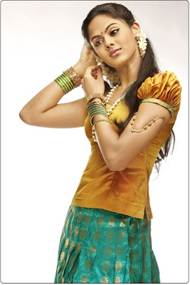 Tags : Karthika images , Ko Actress , Karthika pictures,Karthika latest