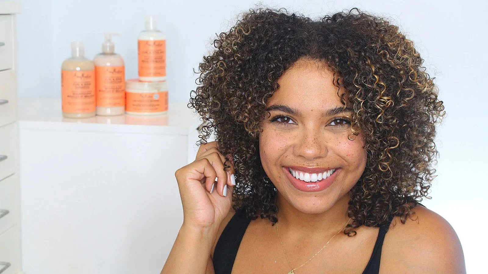 Gorgeous Shea Moisture Wavy Hair Landscape Concept
