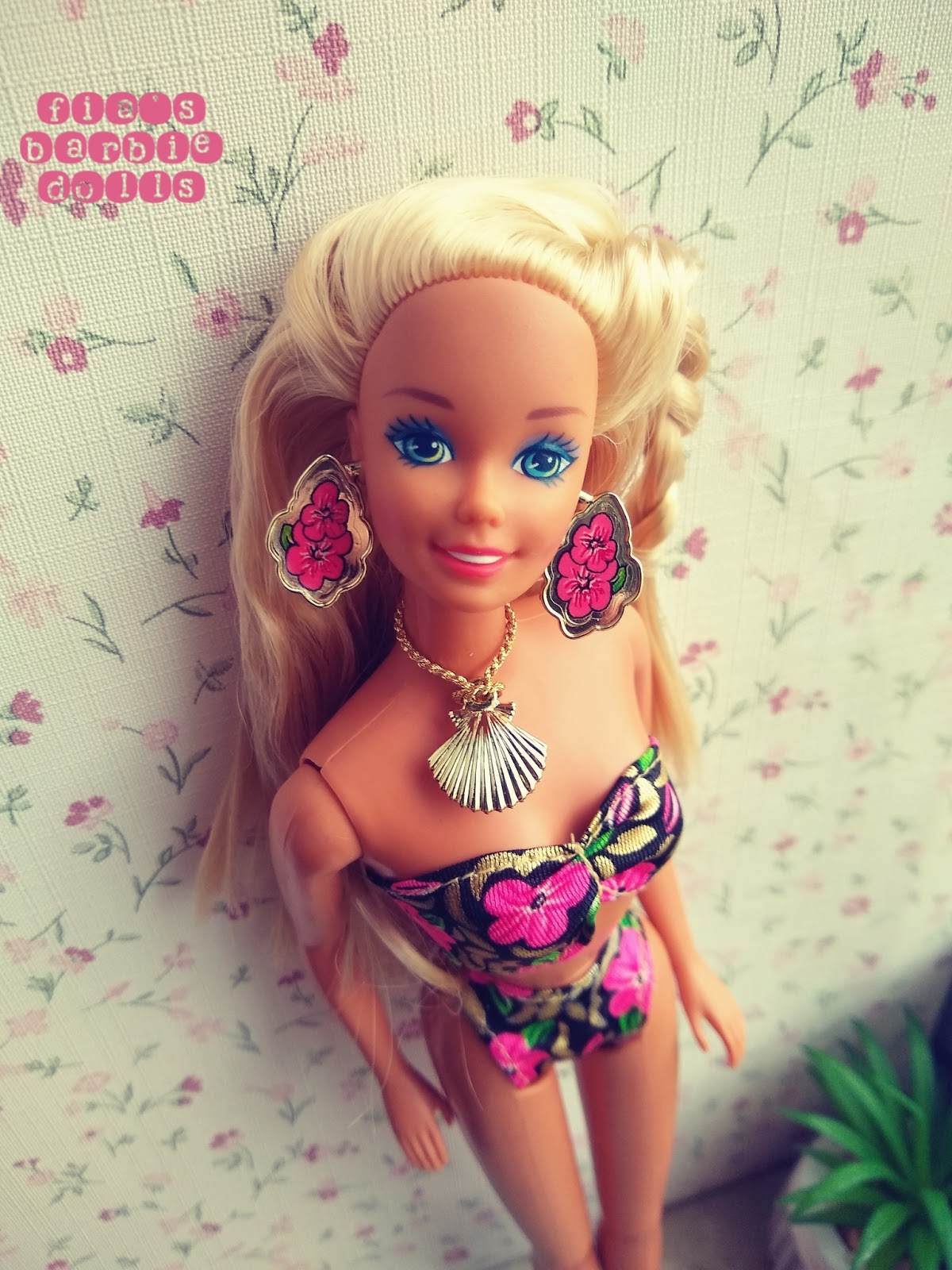 Fia's Barbie Dolls: Tropical Splash Barbie 1994