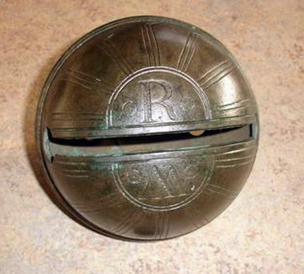 Heroes, Heroines, and History Sleigh Bells and a Giveaway