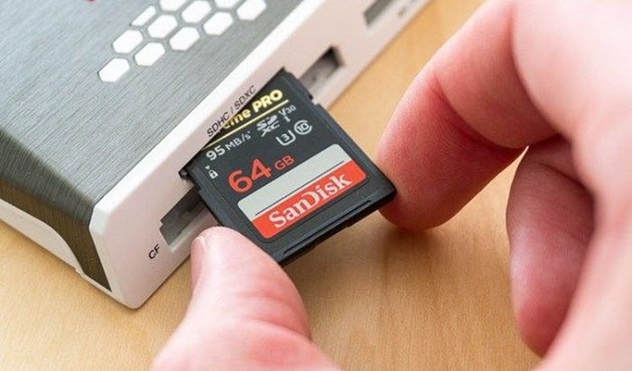 كيفية إصلاح بطاقة الذاكرة SD المعطلة والتالفة وحماية بياناتك