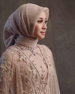 Tutorial Hijab Organza, Laudya Cynthia Bella, source pinterest,
