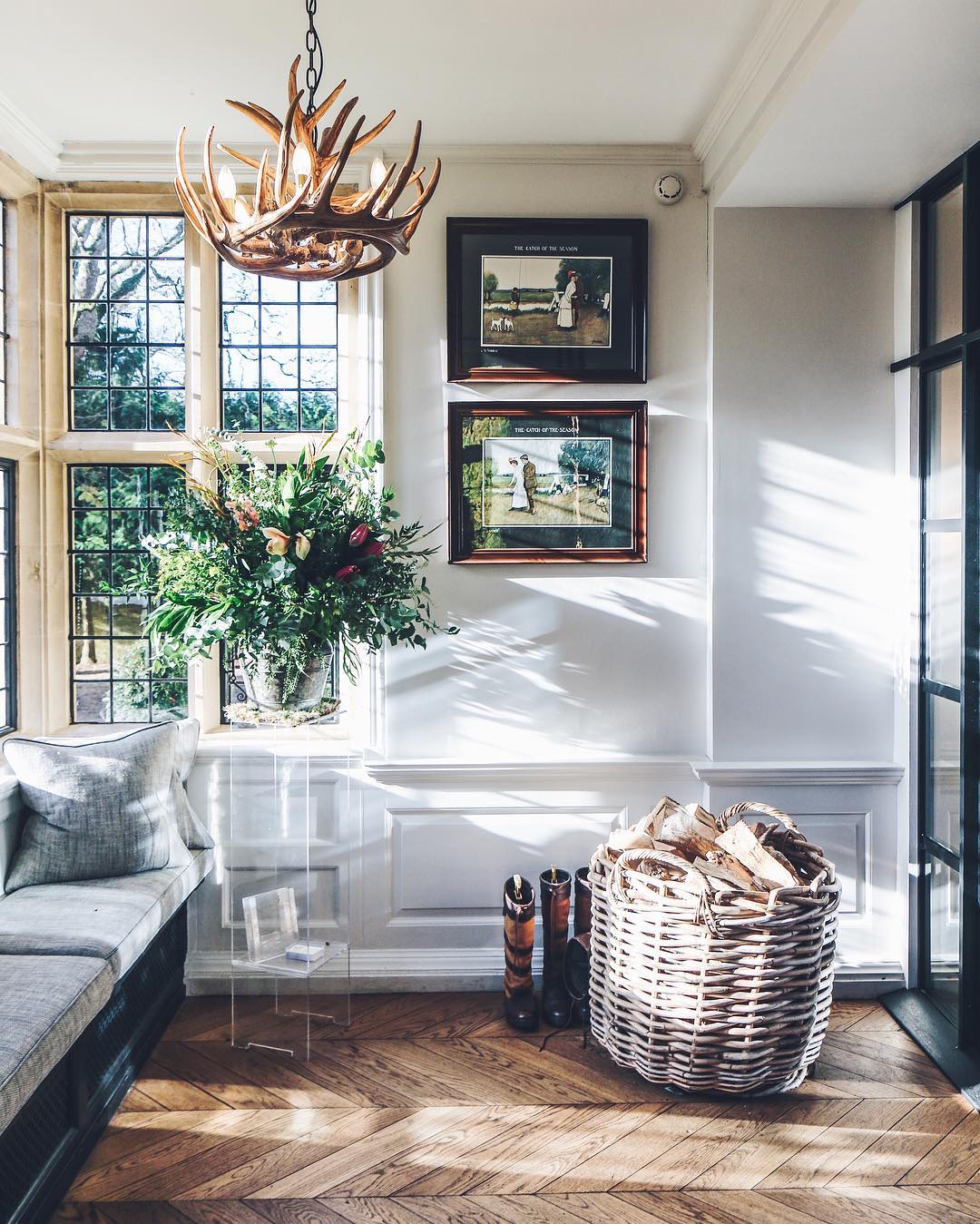 The sweet entrance, Leanne Ford Interiors, & More in Daily Inspiration