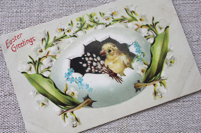 Vintage Easter Decor by Itsy Bits And Pieces