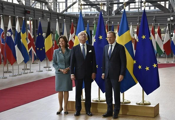 The King and Queen began the first day in Brussels with a visit to Sweden's Permanent Representation to the European Union