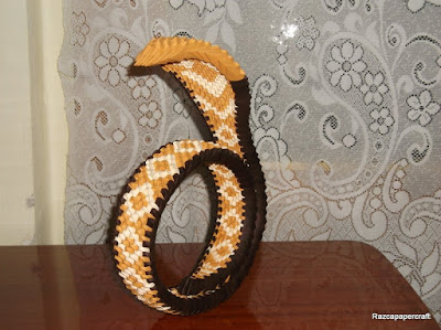 3d origami King Cobra made from 3d origami pieces