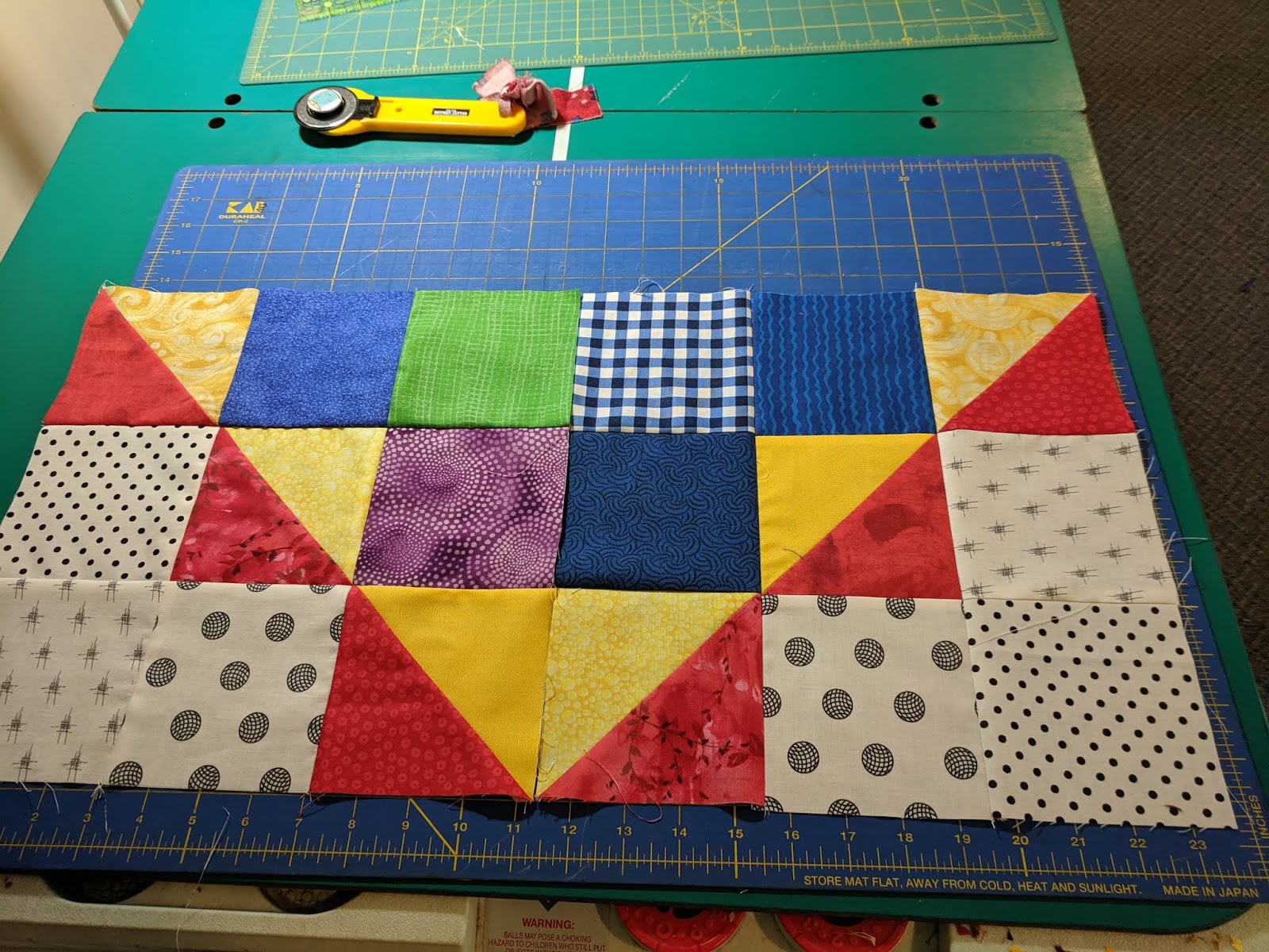 The Joyful Quilter: Sew Some Love Sunday - {CiL} Split 9-Patch Quilt Series