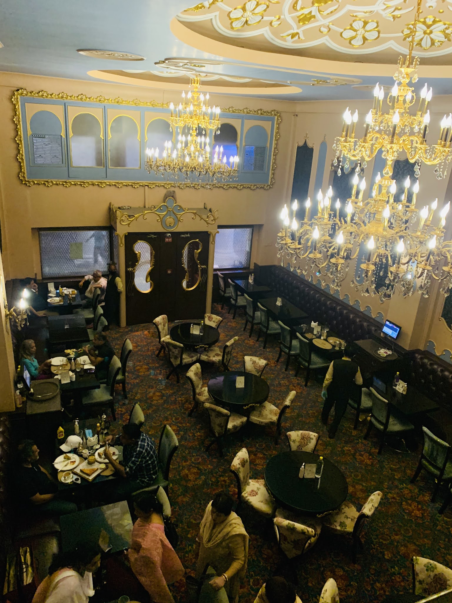 UNITED COFFEE HOUSE SINCE 1942 A VINTAGE VANITY