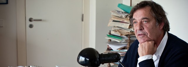 ‘UMA ASSEMBLEIA GERAL DE BANDIDOS COMANDADA POR UM BANDIDO’