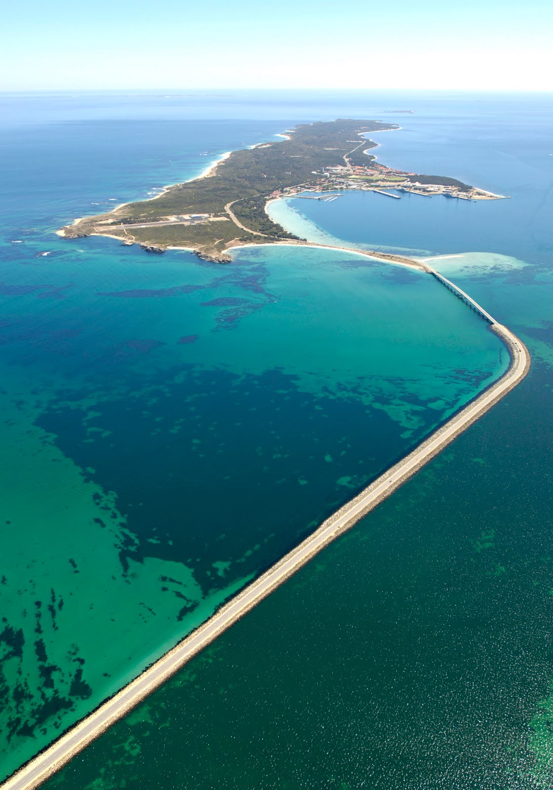 Up AbOve & DoWN UnDer Garden Island