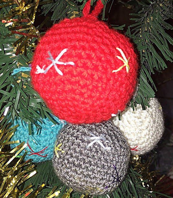 Bolas de Navidad amigurumi