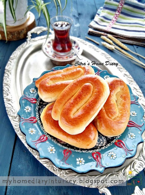 Turkish Breakfast bread with potato filling / Patates Poğaça