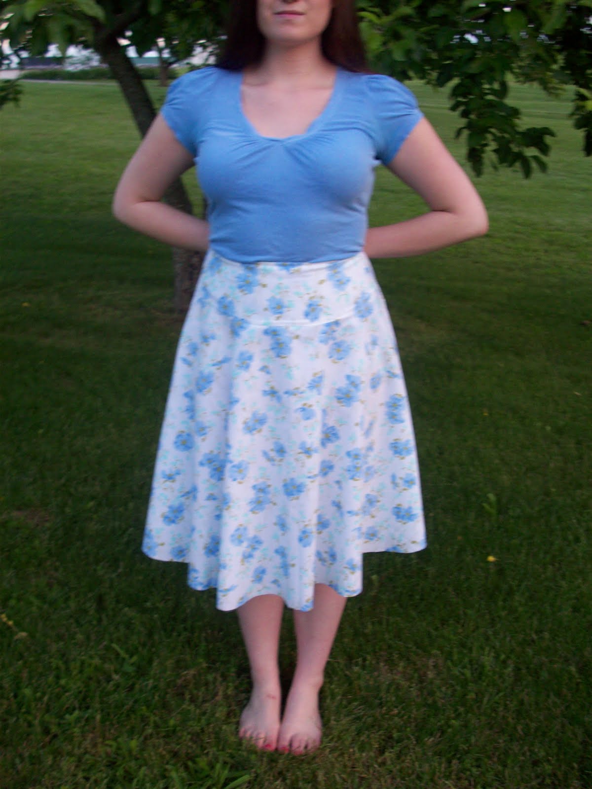 Tales of a Wannabe Seamstress: Finished: Periwinkle Skies Skirt