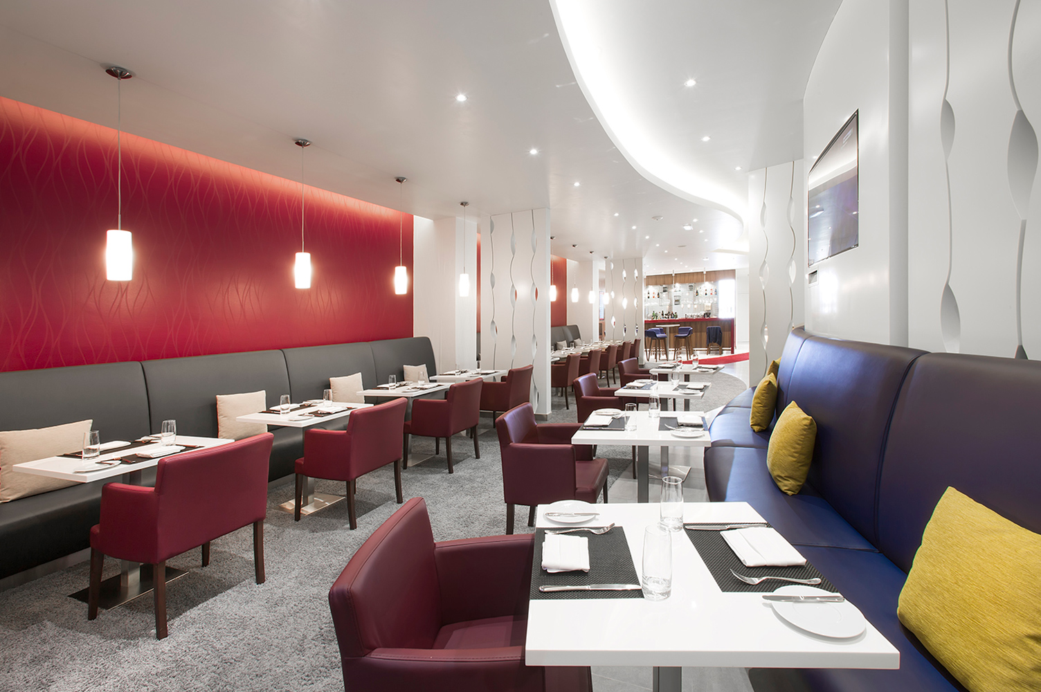 Air serbia premium lounge belgrad. Air serbia шереметьево. бизнес зал аэропорт белграда фото. Gdg air serbia lounge paris. Air serbia внутри.