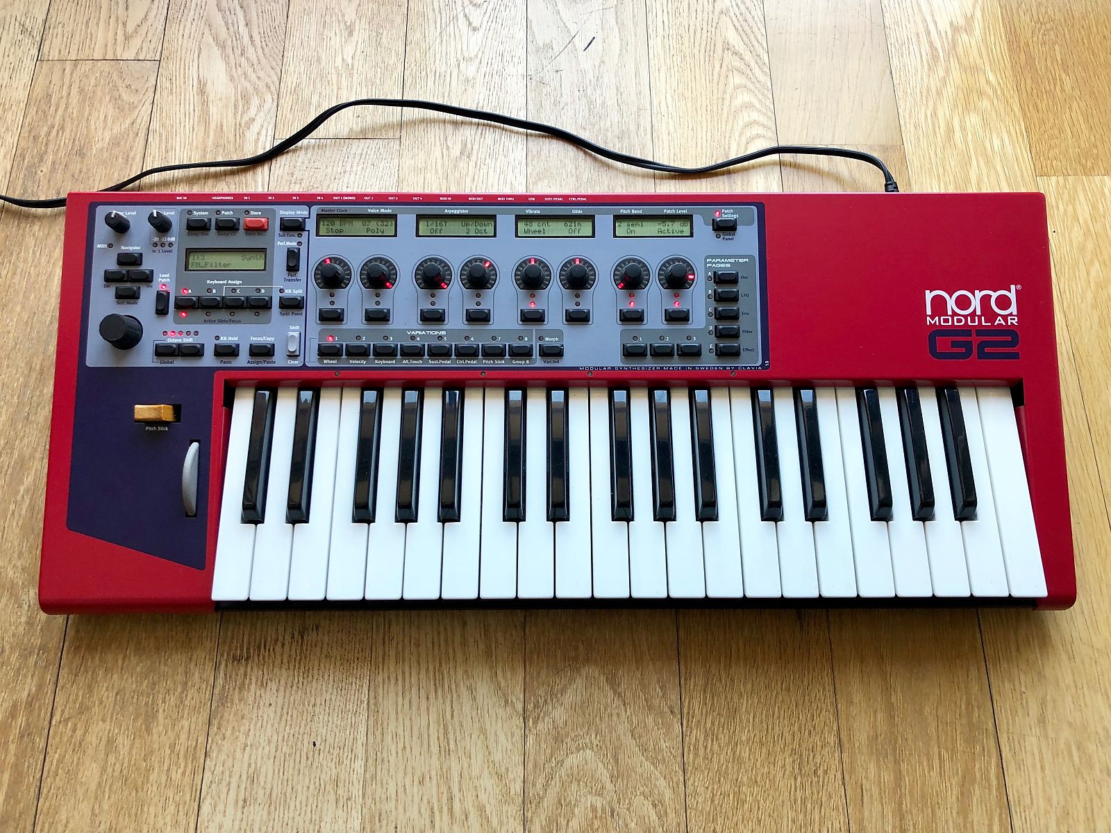 MATRIXSYNTH Nord Modular G2 Keyboard Modular Synthesizer