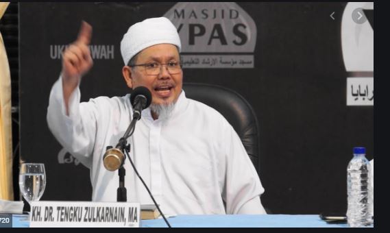 Menag Sebut Radikalisme Masuk Lewat Masjid, Ustadz Tengku: Apa Mau Nutup Masjid Kayak di China ya?