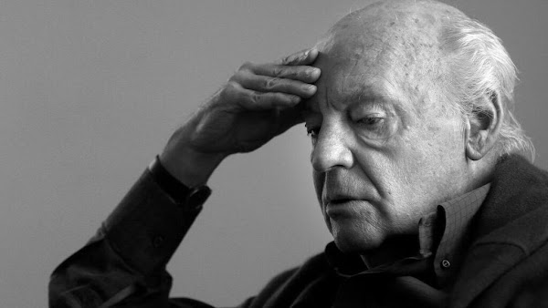 El teatro del Bien y el Mal | por Eduardo Galeano El teatro del Bien y el Mal | por Eduardo Galeano