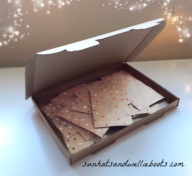 Sun Hats & Wellie Boots Advent Calendar for Grandparents Sharing