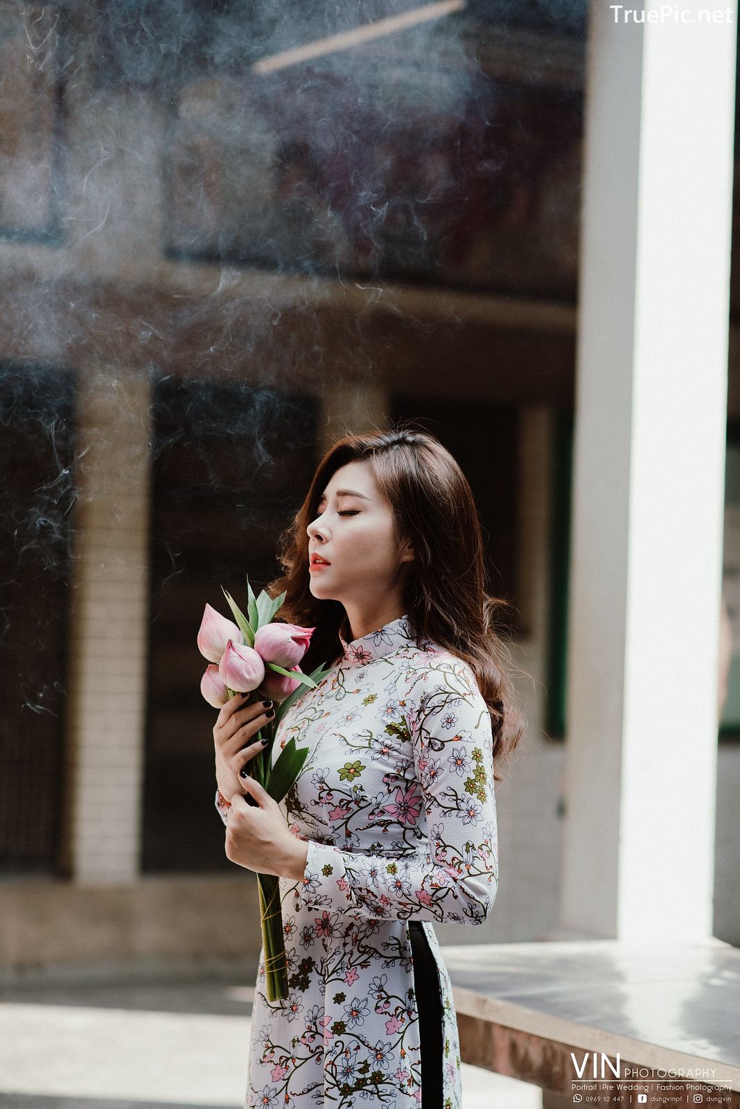 Image-Vietnamese-Beautiful-Girl-Ao-Dai-Vietnam-Traditional-Dress-by-VIN-Photo-3-TruePic.net- Picture-11