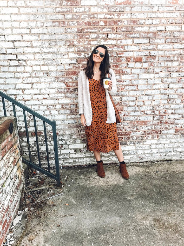 style on a budget, mom style, north carolina blogger, leopard print dress, fall fashion, what to buy for fall