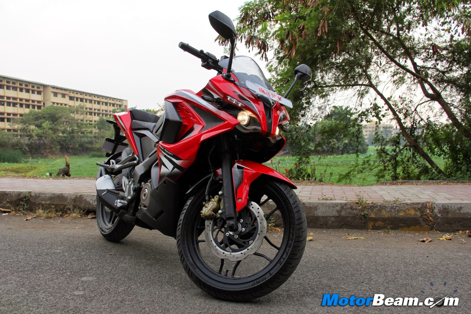 Pulsar Snapshots: Pulsar RS 200 Launched